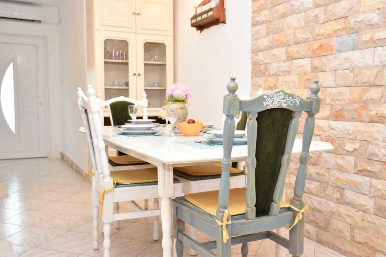 Velebit Apartment ราชานาส ภายนอก รูปภาพ